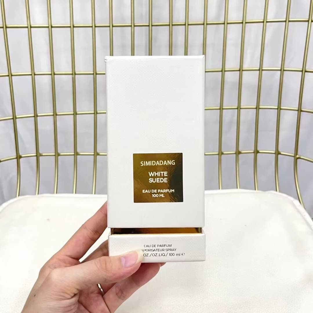 100ml Premium Woody Leather Unisex Eau de Parfum, Long Lasting Scent with Oud, Orange Blossom, Cherry, Rose & Vanilla — 100ml